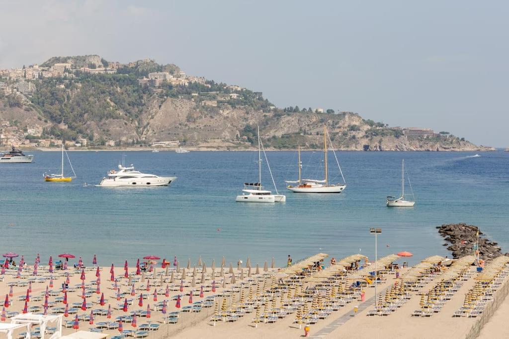 Kalaskiso' Giardini Naxos Exterior photo