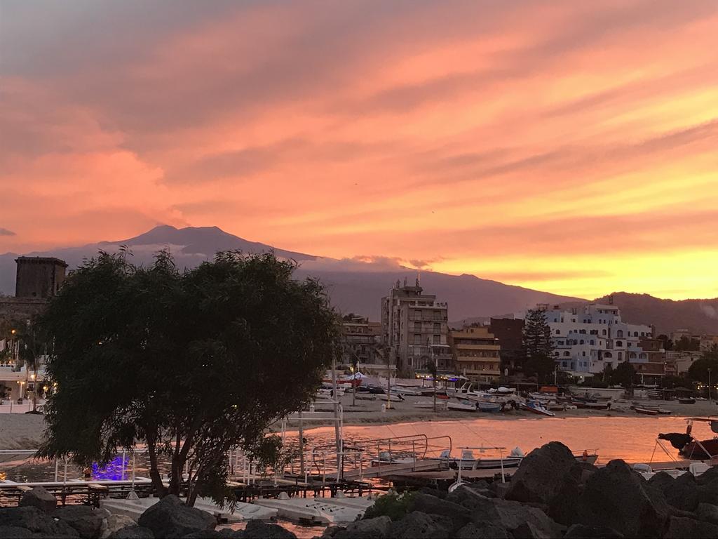 Kalaskiso' Giardini Naxos Exterior photo